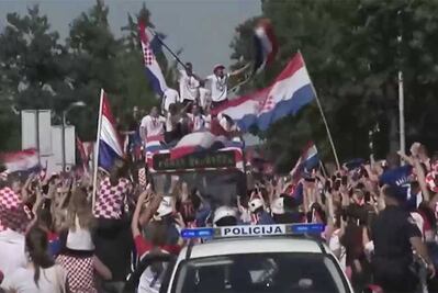 Fanáticos de Croacia le dan la bienvenida a su selección