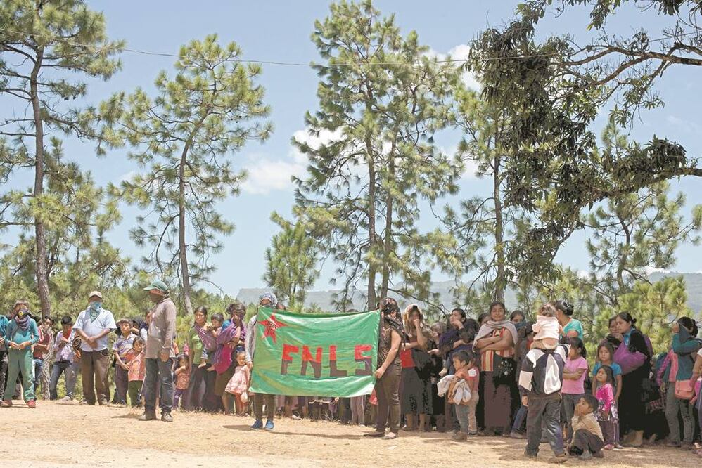 El FLNS exige la liberación de Javier González Díaz, vinculado a proceso en el centro penitenciario de San Cristóbal de las Casas por robo agravado. Foto/ISABEL MATEOS. CUARTOSCURO