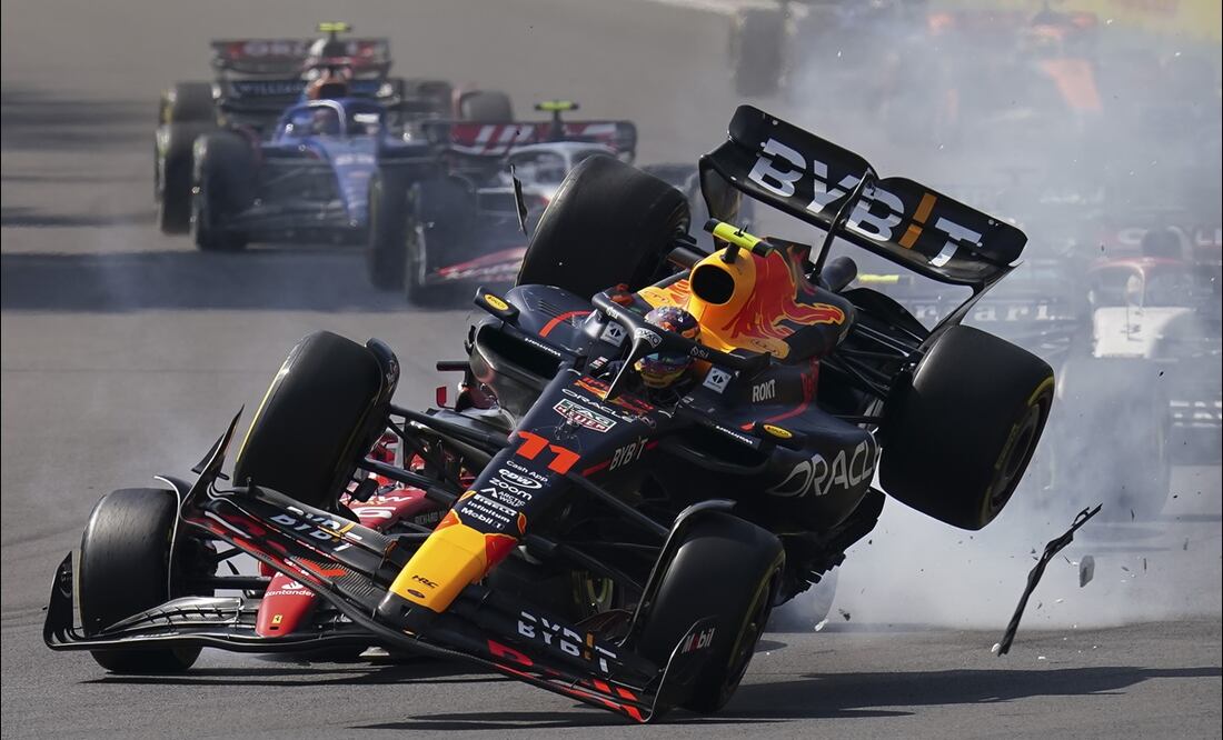 Checo Pérez vivió los 18 segundos más frustrantes en la Fórmula 1