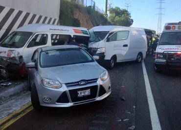 Carambola deja 11 heridos en la Chamapa-Lechería