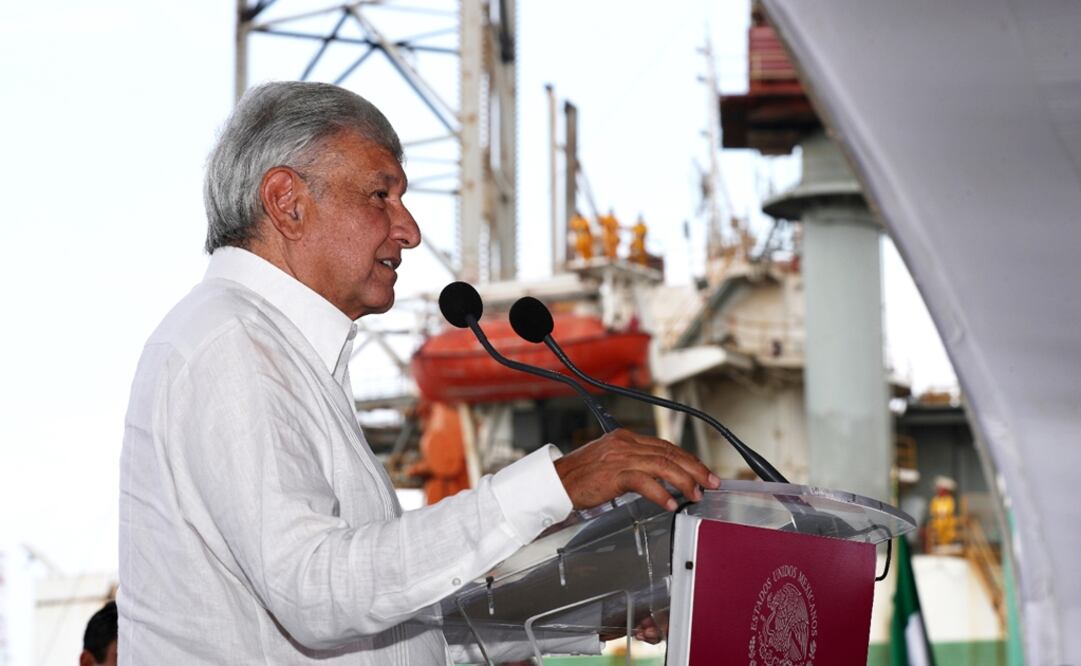 Pemex has financial debts of more than $106 billion, making it the world’s most indebted oil company - Photo: Valente Rosas/EL UNIVERSAL