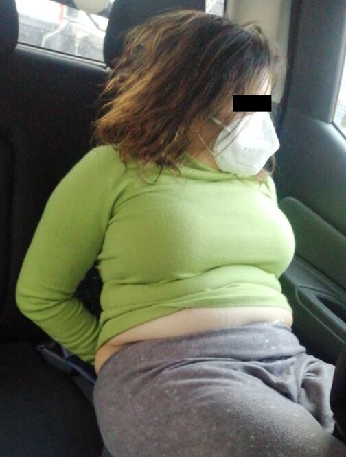 Bianca Candy “N”, de 33 años de edad, fue arrestada por policías locales al conducir en aparente estado de ebriedad y provocar un choque contra otro vehículo. Foto: Especial