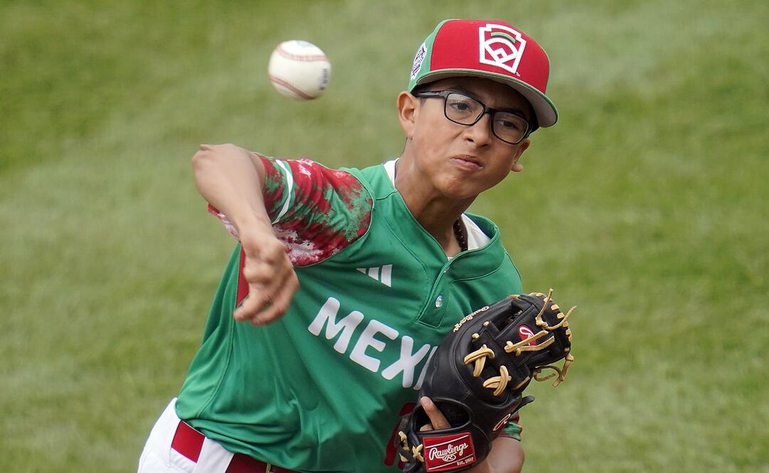 Bernardo Partida durante el duelo entre México y Japón - Foto: AP