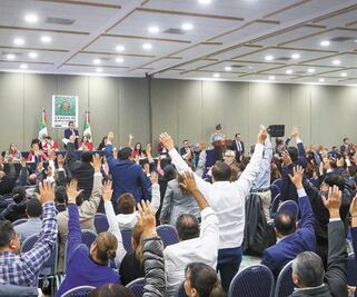 Ponchan a órganos autónomos y Bienestar conecta hit de 8mil mdp