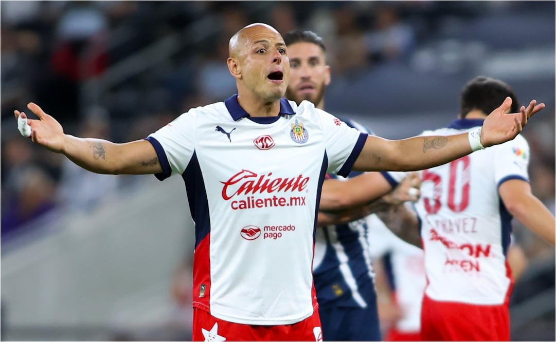 Javier Hernández durante un encuentro de las Chivas en el Clausura 2025. FOTO: IMAGO7