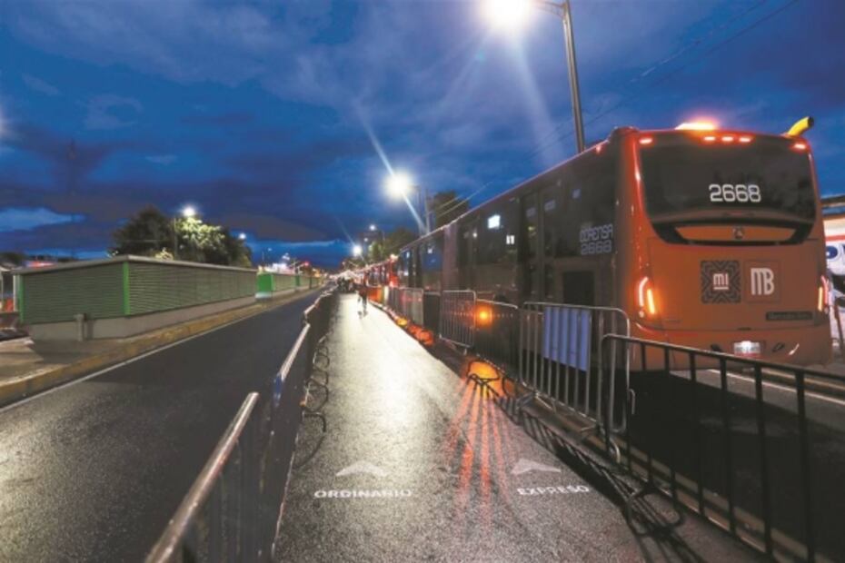 Línea 12: Desesperación, empujones, retardos y estrés para llegar al trabajo o volver a casa