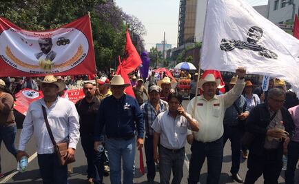 Campesinos marchan a la Secretaría de Hacienda
