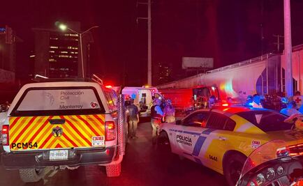Tren impacta autobús de pasajeros en Monterrey; hay un muerto y 25 lesionados