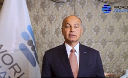 El presidente de World Aquatics alza la voz por atletas acuáticos mexicanos y les promete que podrán competir por ir a París 2024