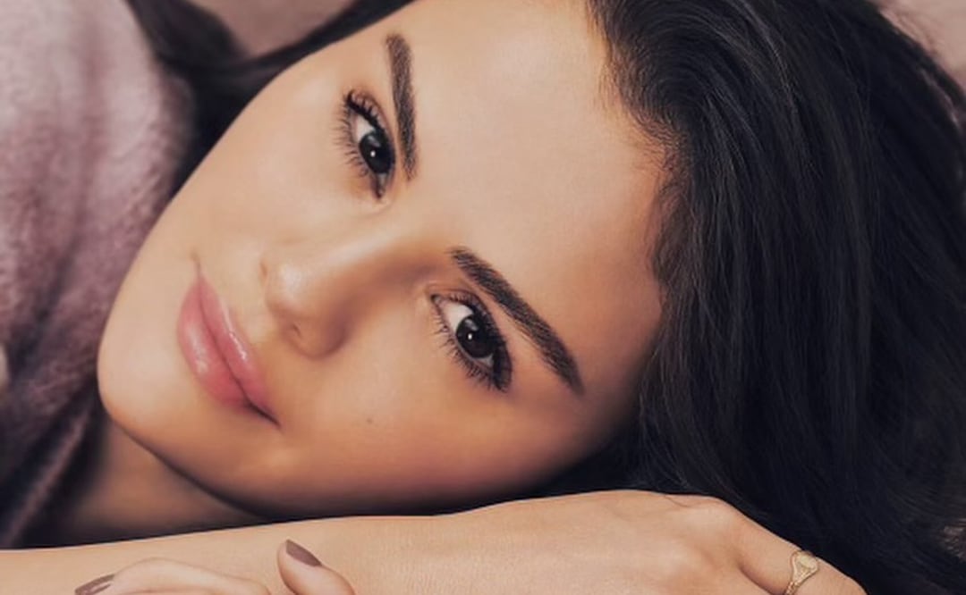 Foto: Instagram @selenagomez (Rare Beauty)
