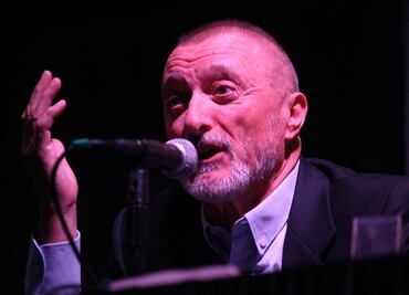 Pérez-Reverte dice sí al lenguaje inclusivo, no al "todes"