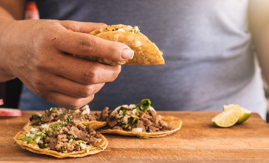 Ante la duda de muchas personas sobre la bacteria encontrada, a continuación te diremos qué es y cuáles son los síntomas de la E. coli. Foto: Freepik