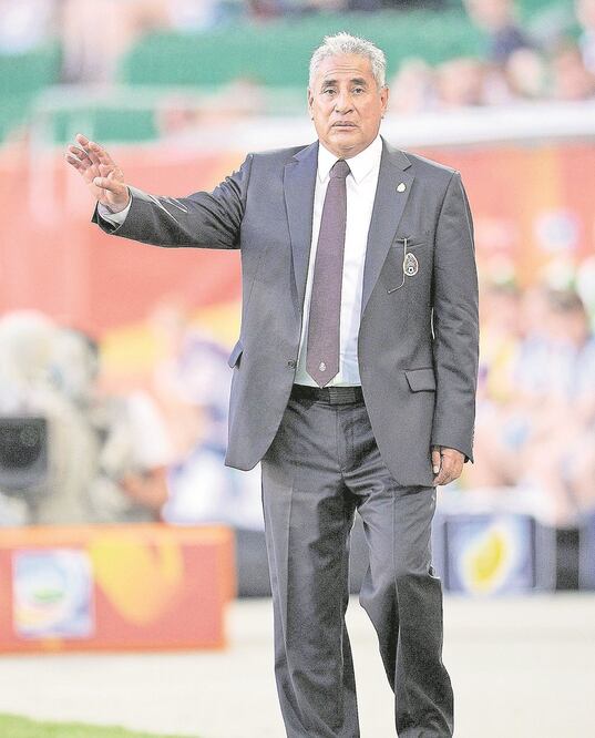 El ex timonel de selecciones femeniles no quiso perderse la presente historia (ARCHIVO. EL UNIVERSAL)