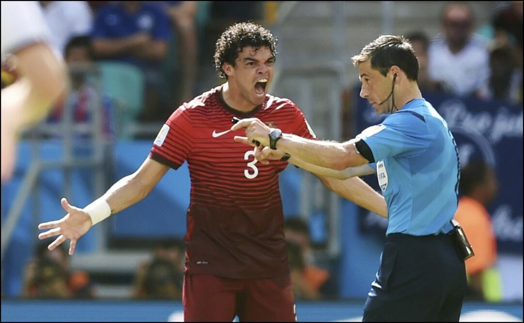 El defensa central de Portugal jugará su tercera copa y de ser titular, seguramente dará de qué hablar. Sus duras entradas, sus polémicas acciones en el campo de juego y su agresividad hacen del brasileño naturalizado portugués alguien muy difícil de soportar para aficionados y propios futbolistas.