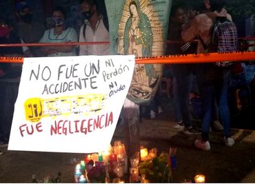 Colocan altar en memoria de las personas fallecidas en accidente de Línea 12 del Metro