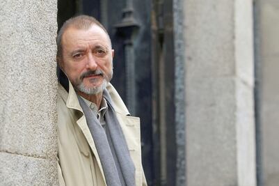 Para los maestros, altos estándares de exigencia: Pérez-Reverte