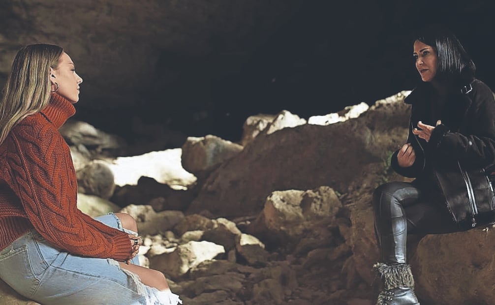 Libertad bajo condena es el episodio ambientado en México, presentado por Ester Expósito, quien acompaña a la periodista Lydia Cacho, autora de Los demonios del Edén.