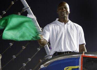 Michael Jordan tendrá auto en la NASCAR en 2021