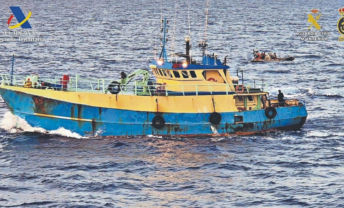 Las autoridades españolas incautaron unas 3 toneladas de cocaína frente a las costas de las Islas Canarias, en la embarcación Sky White. FOTOS: AFP