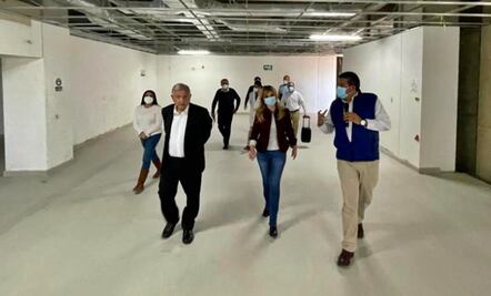 Funcionarios de Cofepris velaban por intereses de farmacéuticas: AMLO