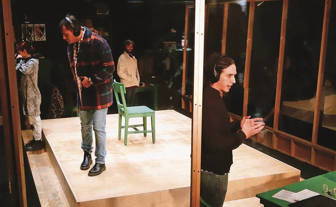 El montaje presenta dos partes: una con representaciones de teóricos, especialistas, y enfermeras; y otra en la que los enfermos de lepra cuentan sus experiencias. Foto: Berenice Fregoso/EL UNIVERSAL