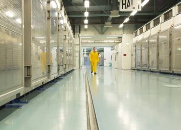 Irán anuncia acuerdo para nuevo marco de cooperación con el OIEA; ocurre tras suspensión de su colaboración por ataques de Israel