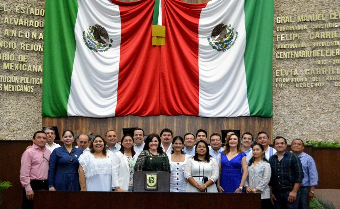 Los diputados locales de Yucatán cerraron su período de funciones aprobando la nueva Ley de Salud que busca abatir el número de suicidios Foto: Cuauhtémoc Moreno Cabrera