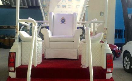 Listos, los tres papamóviles hechos en México