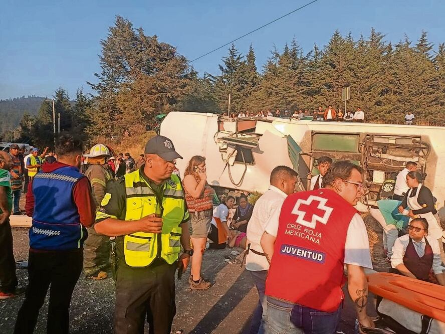 De acuerdo con familiares del chofer involucrado en el accidente, la empresa ya no quiere darle apoyo. Foto: Especial