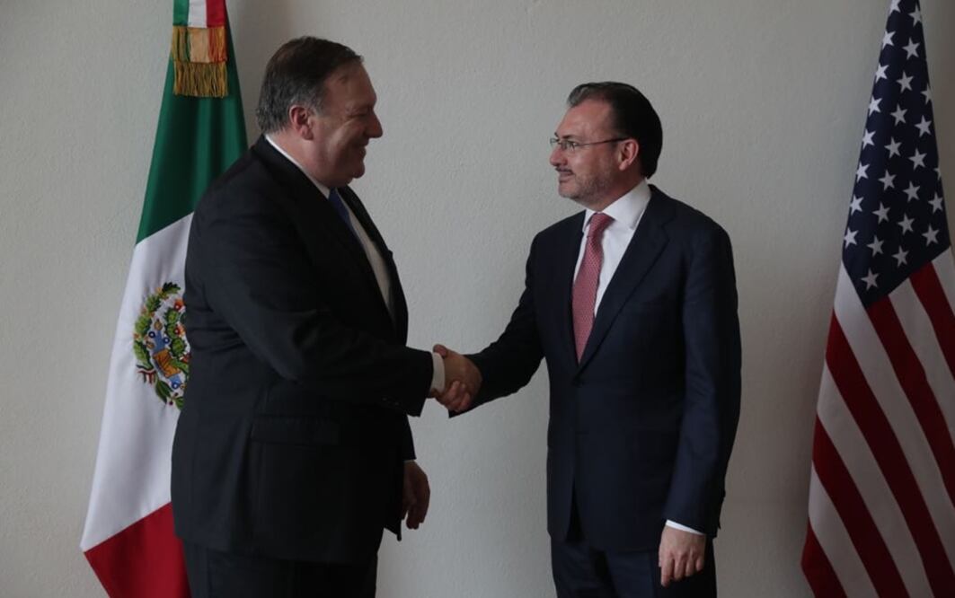Luis Videgaray recibe a Michael Pompeo. Foto: Luis Cortés/EL UNIVERSAL