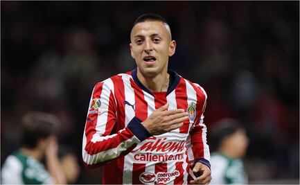 Chivas comienza de gran manera el Clausura 2025; derrotó a Santos Laguna en casa