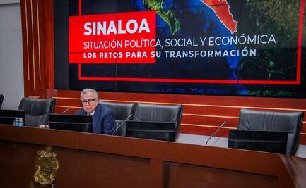 Rubén Rocha imparte conferencia magistral en el Centro de Estudios Superiores Navales de Semar; habla sobre situación de Sinaloa