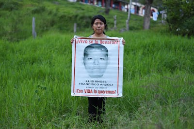 A Janette le pesa el dolor por su hermano a 4 años de Ayotzinapa