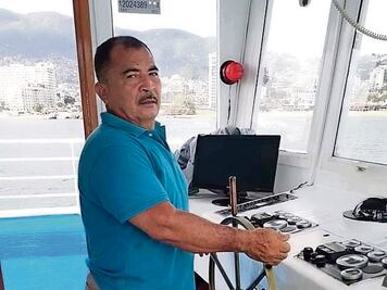 Encuentran cuerpo del capitán del Acarey; van 52 fallecidos