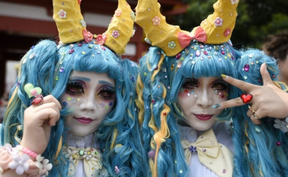 ¿Cuál es el origen del término "otaku" y cómo fue que un asesino serial le dio una connotación negativa?