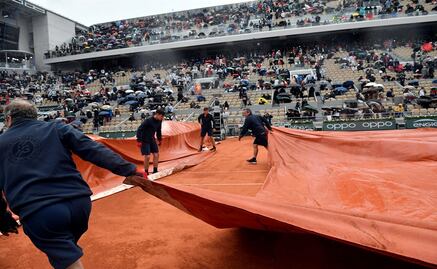 Suspenden semifinal Djokovic-Thiem por lluvia; se jugará el sábado