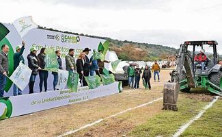 Invierten 10 mdp en construcción de unidad deportiva