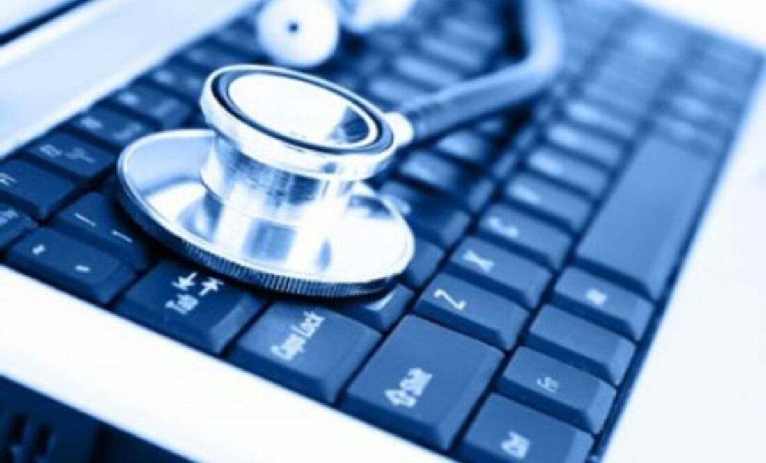 En la Ciudad de México existen alrededor de cuatro mil 300 hospitales, de los cuales mil 200 son públicos y el resto privados