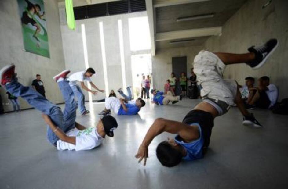 Usan cumbia colombiana contra pandillas