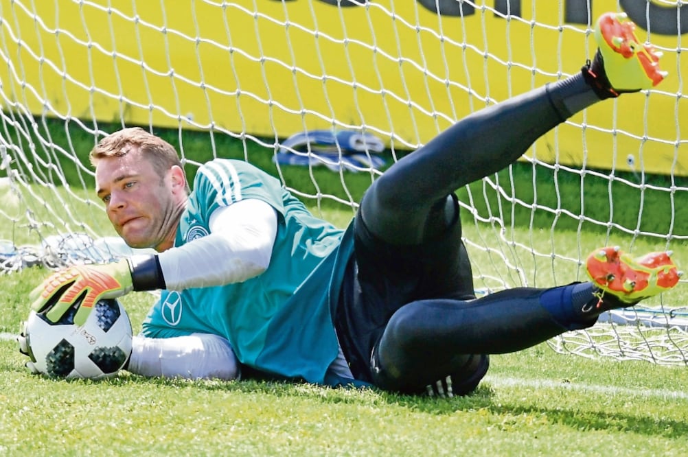 El guardameta evoluciona satisfactoriamente de una lesión. Foto: SASCHA STEINBACH. EFE