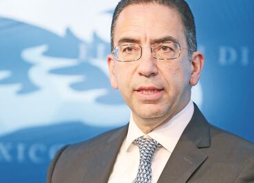 Corral descuida su trabajo con caravana: Javier Lozano