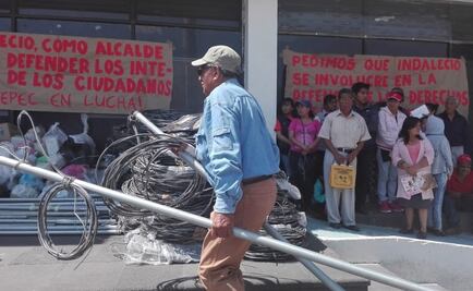Habitantes de Ecatepec protestan contra nuevos medidores de CFE