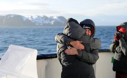 Líderes científicas arriban a tierra de los Adelia, los pingüinos migrantes