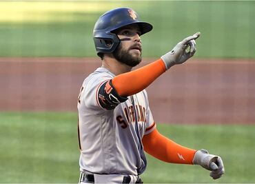 Da cuadrangular Luis González para hacer ganar a San Francisco