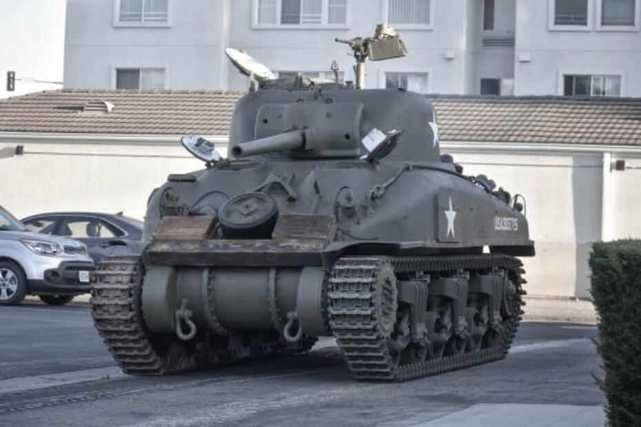 Tanque de la Segunda Guerra Mundial aparece en sitio de subastas por más de 6 mdp