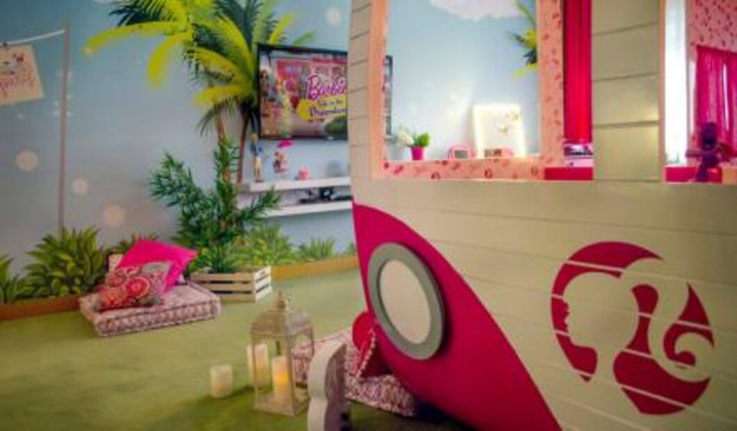 ¿Cuánto cuesta dormir en la nueva habitación de Barbie?