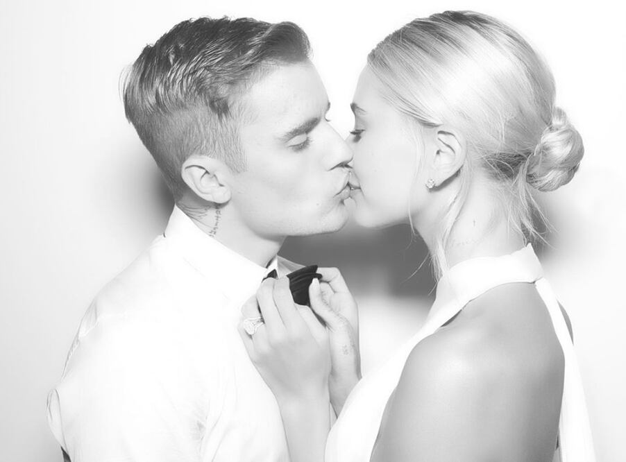 Los recien casados celebraron su compromiso rodeados de familiarers y amigos cercanos Foto: Instagram