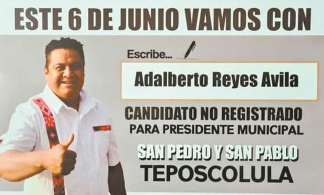 Adalberto Reyez Ávila visitó casa por casa para presentar su proyecto a habitantes del pueblo. Foto: ESPECIAL