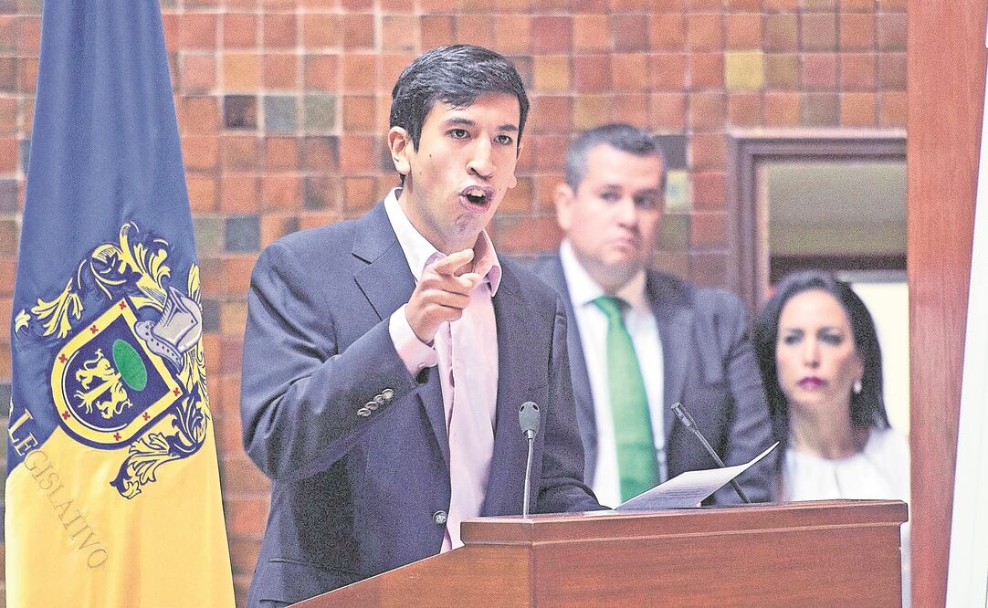 Acusan a Kuma de “fusilarse” propuestas 