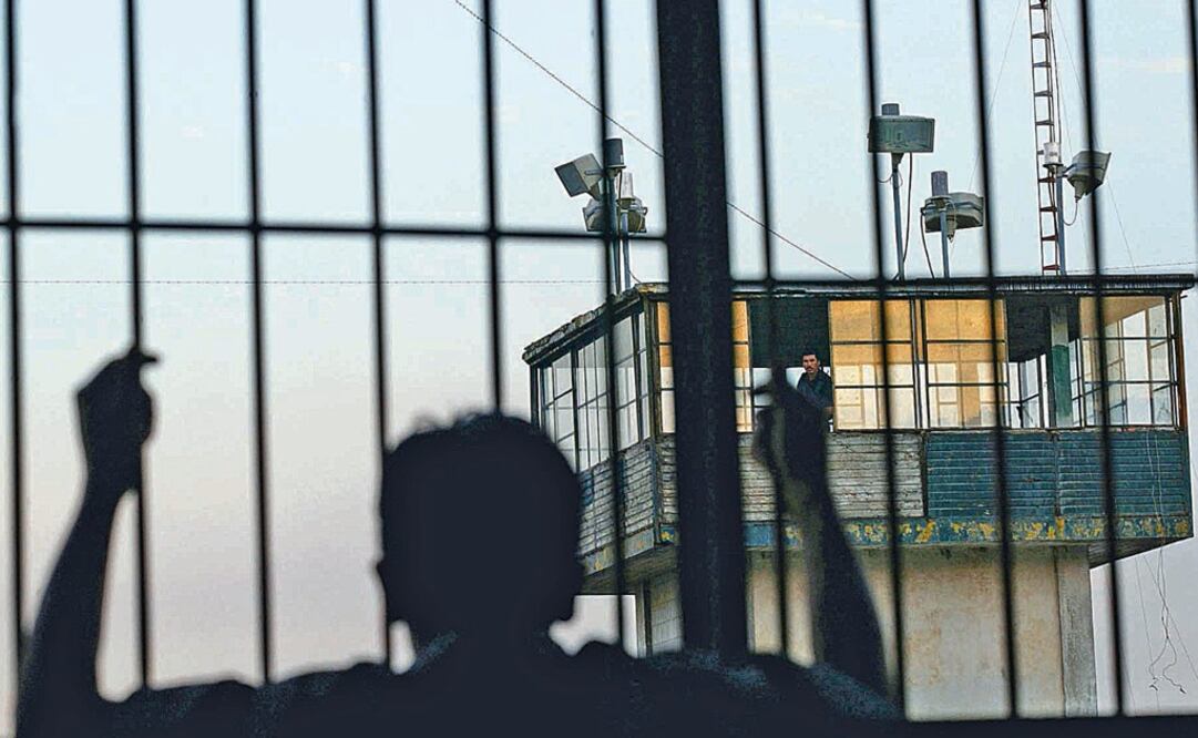 The bill aims to help poor or Indigenous Mexicans and vulnerable groups - Photo: Guillermo Arias/AP